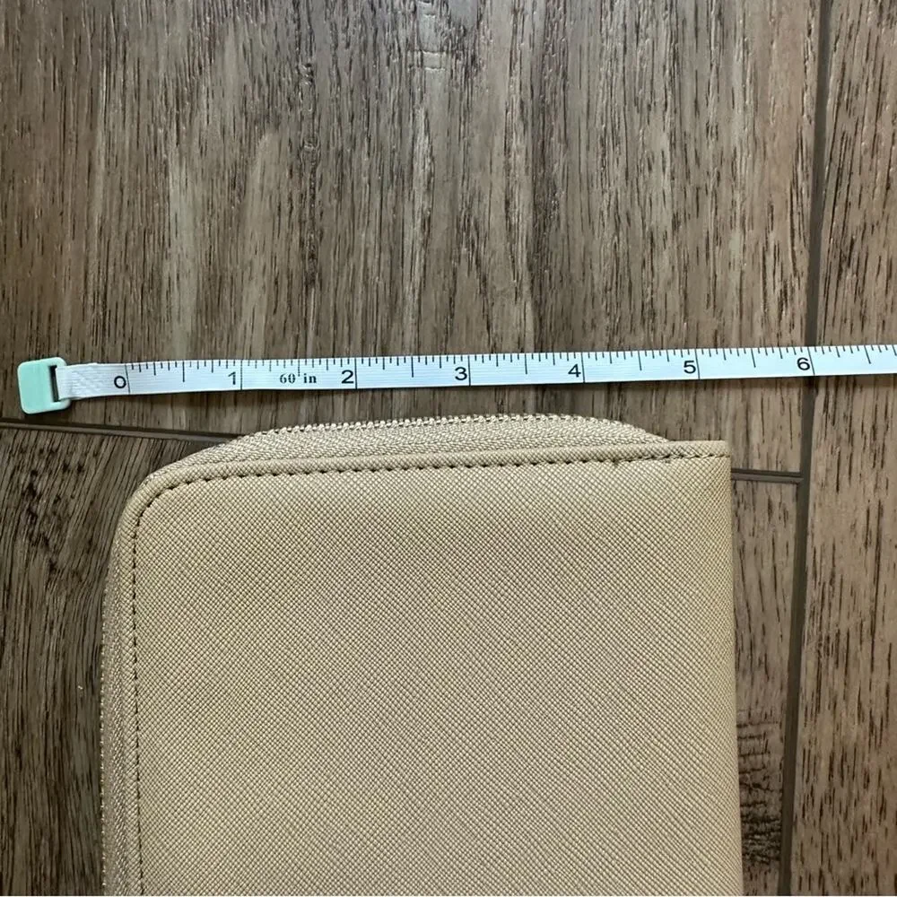 NEW! Lost + Wander Beige Wristlet Clutch,‎ Passport Holder, Travel, Beige